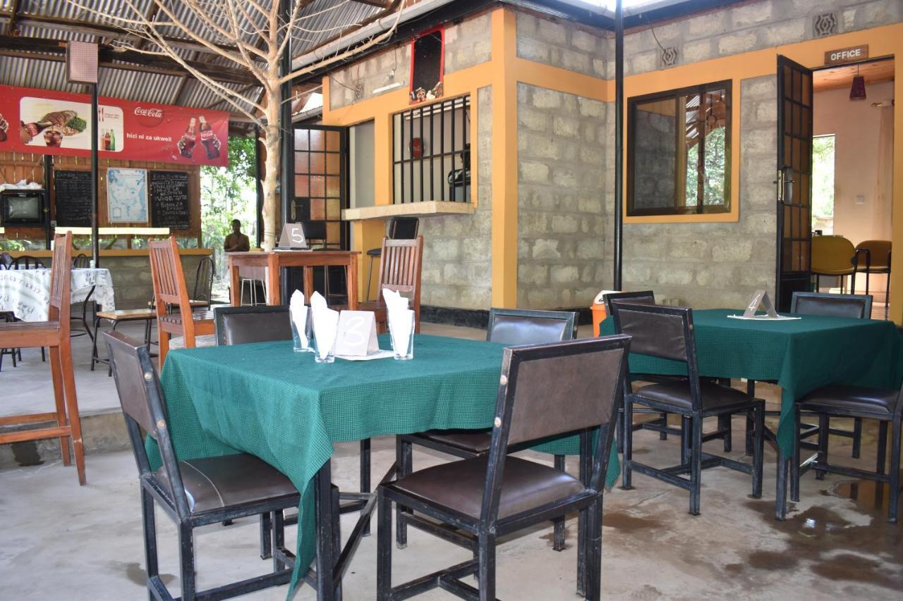 Rainbow Executive Lodge Boma la Ngombe 외부 사진