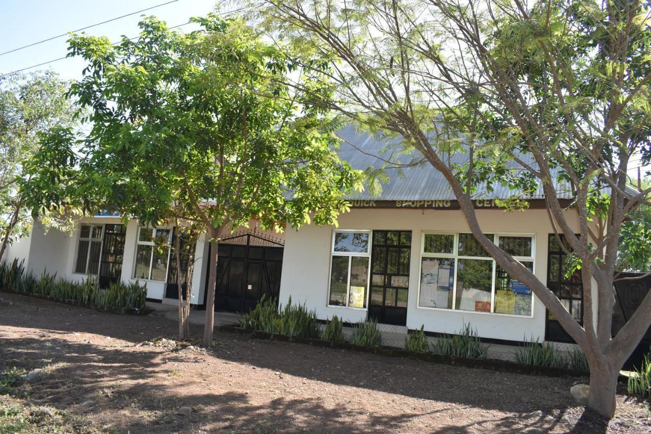 Rainbow Executive Lodge Boma la Ngombe 외부 사진